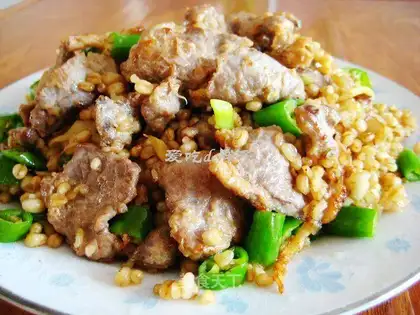 stir-fried beef with wheat kernels