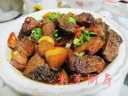 Baked fish with meat