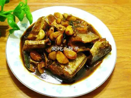 Grilled sea eel with garlic