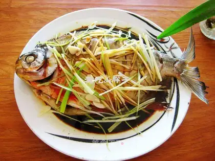 Steamed red pomfret