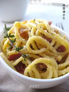 bacon and egg noodles