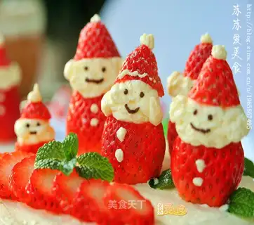 Snowview Santa cake