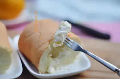Orange cake rolls