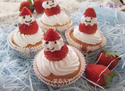 Santa's Cupcake