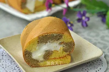 Two-colour towel cake rolls