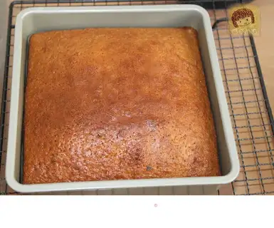 Red-tree cake