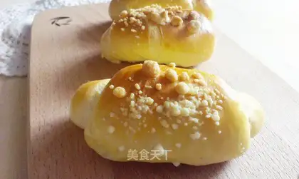 Cream buns