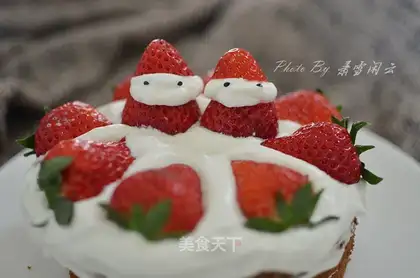 Strawberry chocolate naked cake