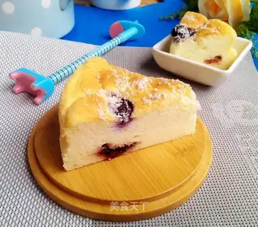 Coconut blueberry yogurt cake