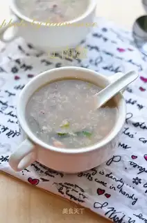 Peanut beef porridge