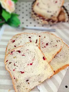 Cranberry pecan toast