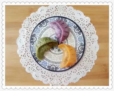 Colour dumplings