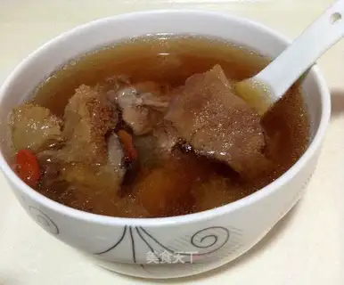Monkey mushrooms, red date soup