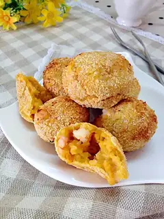 Shrimp red potato ball