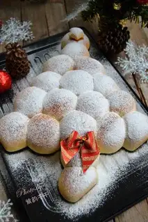 Christmas bread