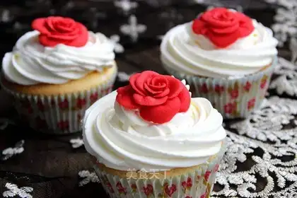 Rose cupcakes