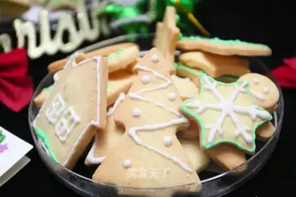Christmas frosting cookies