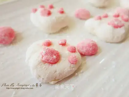 Cat-claw marshmallows