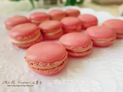 French dessert Macalon