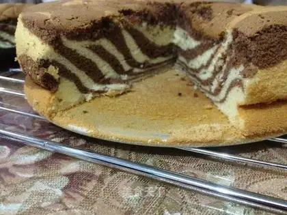 Zebra Zephyr cake
