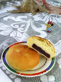 The purple melon bread