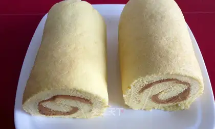 Peanut butter cake rolls