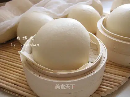 White buns