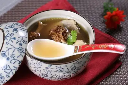 Chicken soup from the sheep's belly