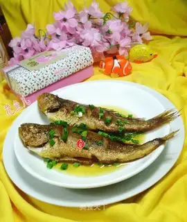 Fried yellowfish