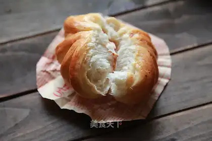 Cheese bacon buns