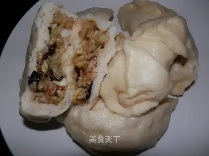 Gold egg fried rice buns