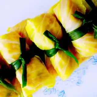 Horseshoe rolls