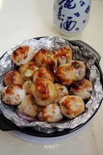Pelican bacon taco ball