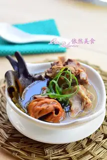 Seafood steak soup