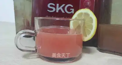 Fresh grapefruit juice