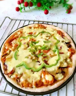 Orléans roasted chicken leg pizza