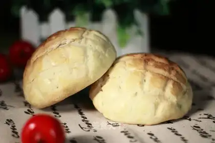 Pineapple buns