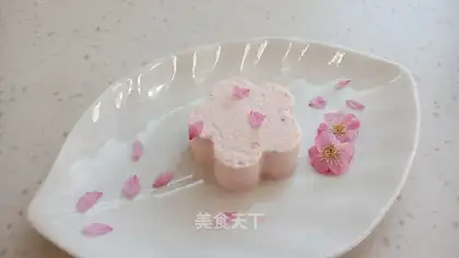 Maury Strawberry Moose
