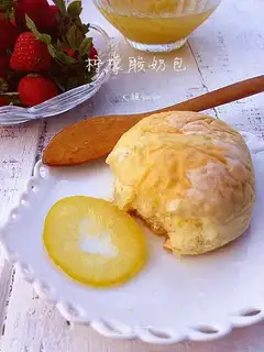 Lemon yogurt