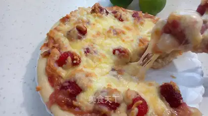 Strawberry pizza