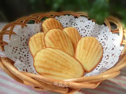 Lemon martlin cake