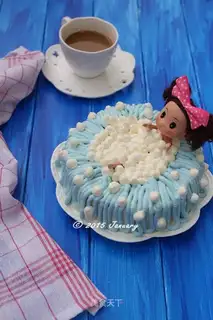 Bubble bath cake