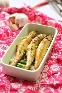 Red-hot sardines
