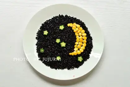 The night sky, black rice