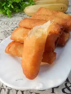 Banana cheese rolls