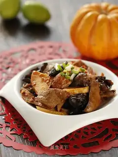 Fish and pork liver