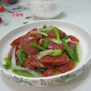 Garlic celery fried sausage