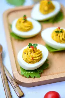 Egg cup salad