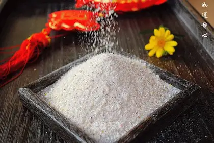 Homemade steamed rice powder