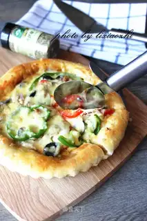 Tuna mashed pizza